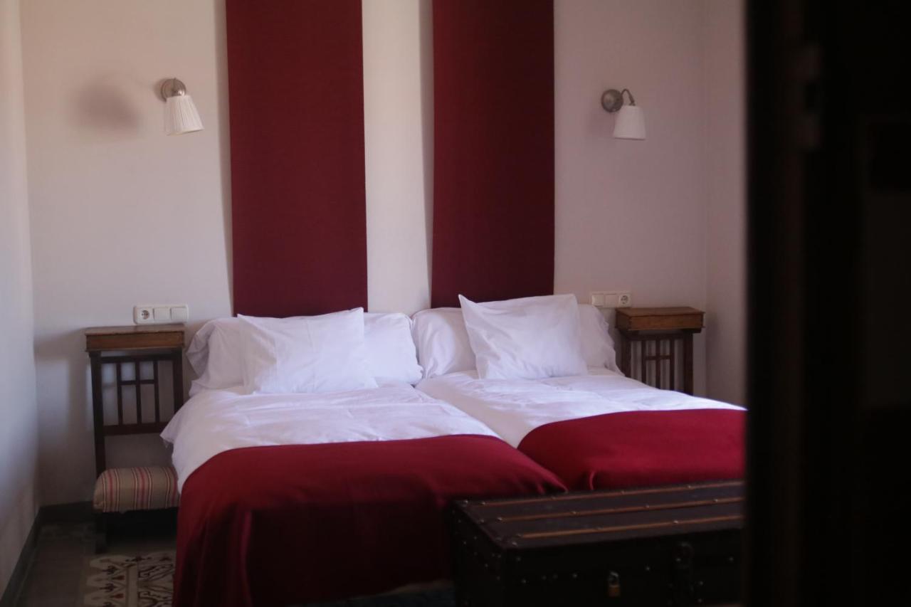 Hotel Villa Maria Fuentes de Béjar Exteriér fotografie
